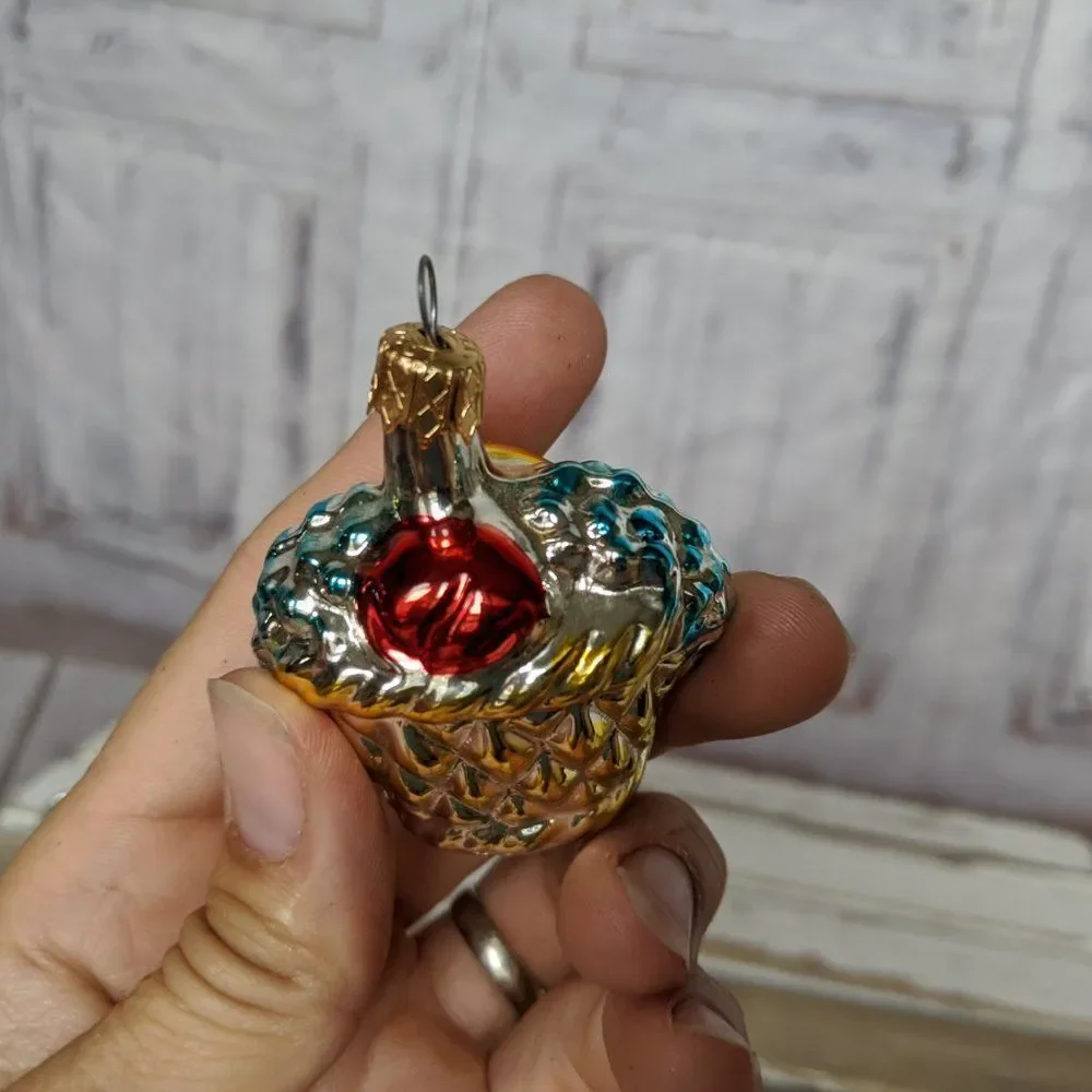 Unbranded vintage fruit